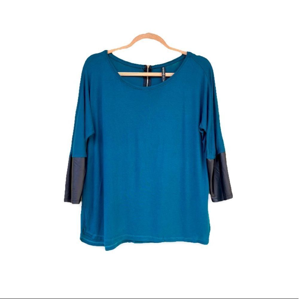 STRADIVARIUS | Leather Cuff Teal Sleeved Tee (M)
